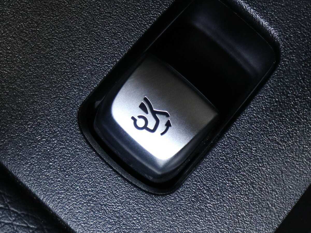 Mercedes-Benz E-Класс с пробегом — 2020 год. Фото: #10