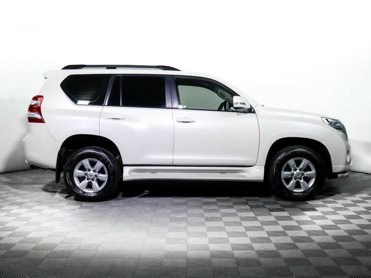 Toyota Land Cruiser Prado с пробегом — 2014 год. Фото: #3