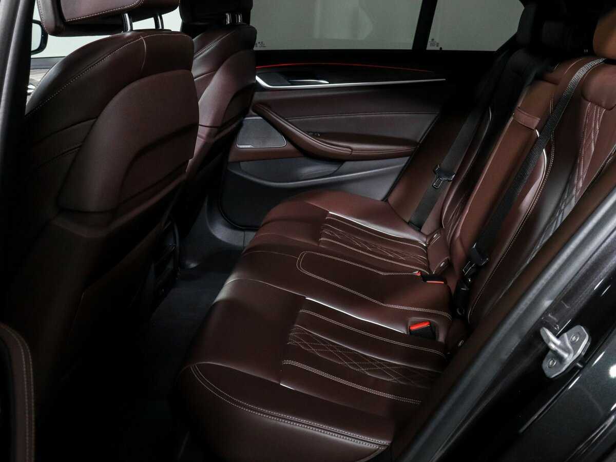 BMW 5 серии с пробегом — 2018 год. Фото: #9