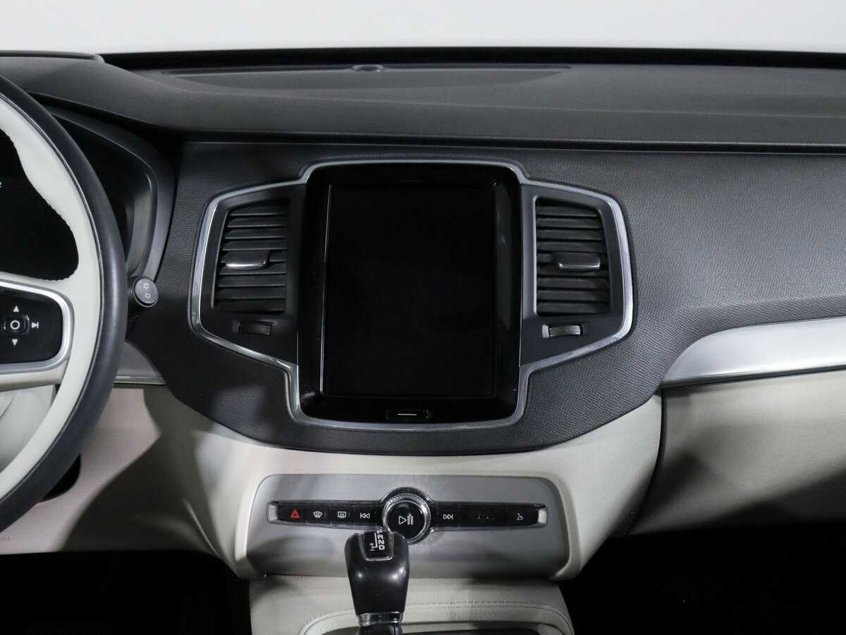 Volvo XC90 с пробегом — 2015 год. Фото: #9