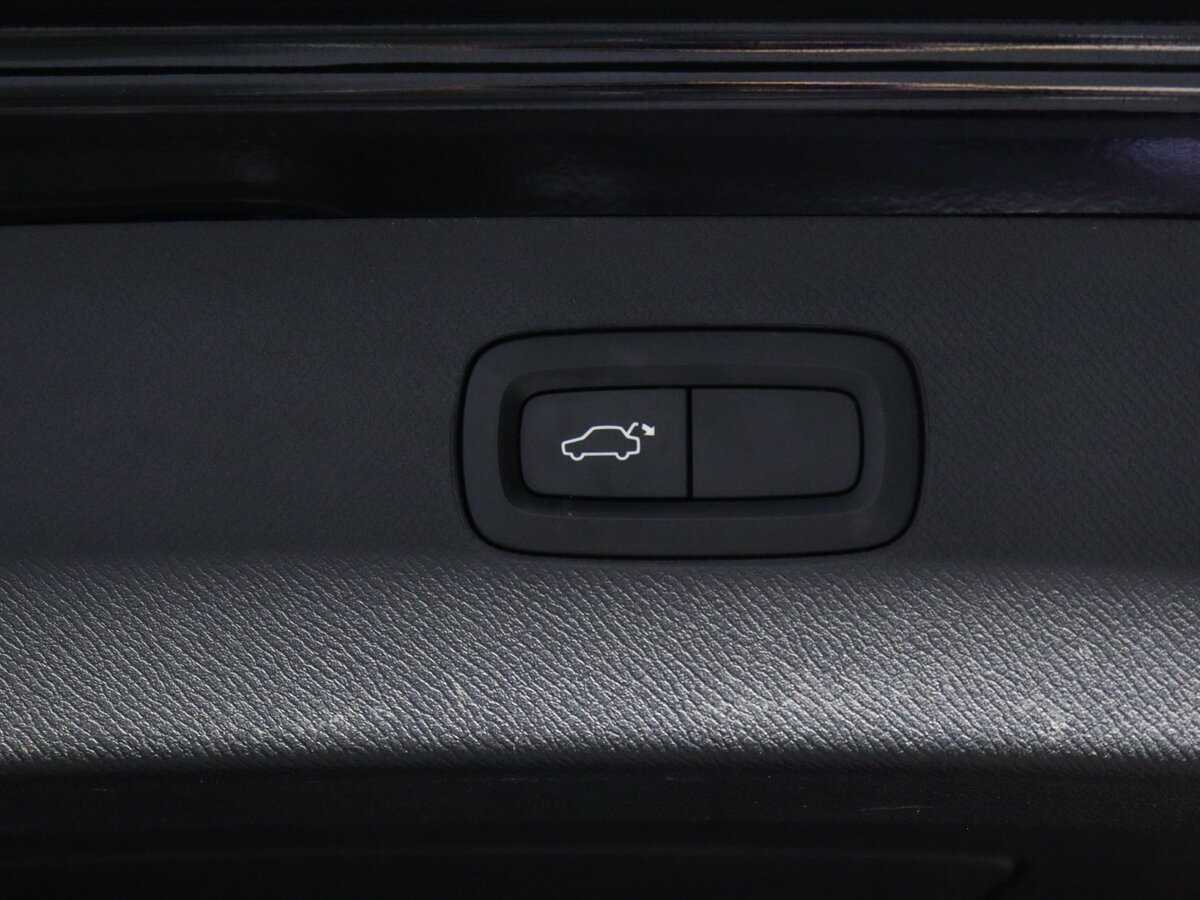 Volvo XC90 с пробегом — 2015 год. Фото: #13