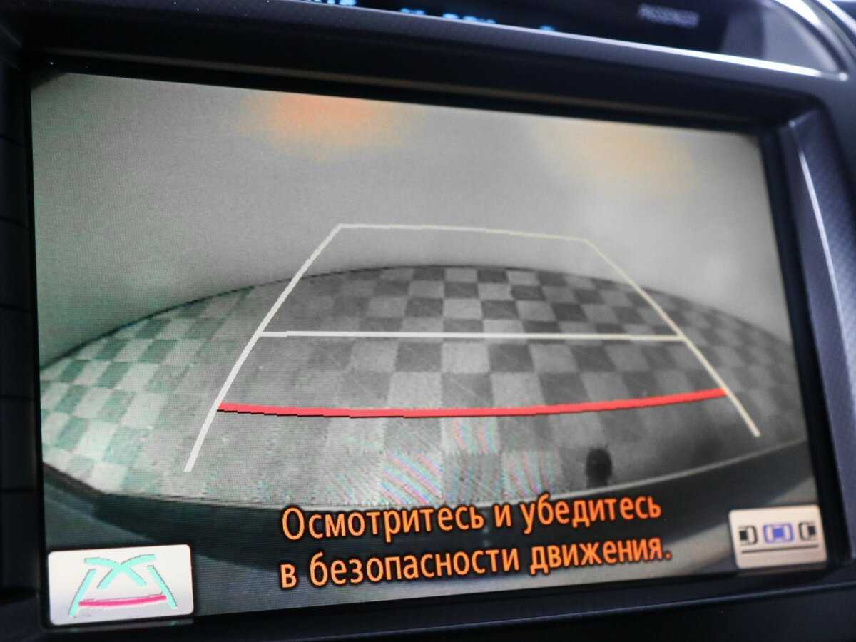 Toyota Land Cruiser с пробегом — 2011 год. Фото: #18