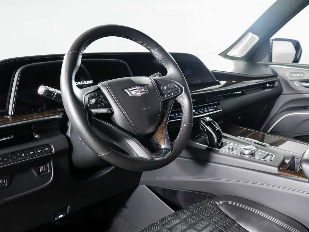 Cadillac Escalade с пробегом — 2022 год. Фото: #13