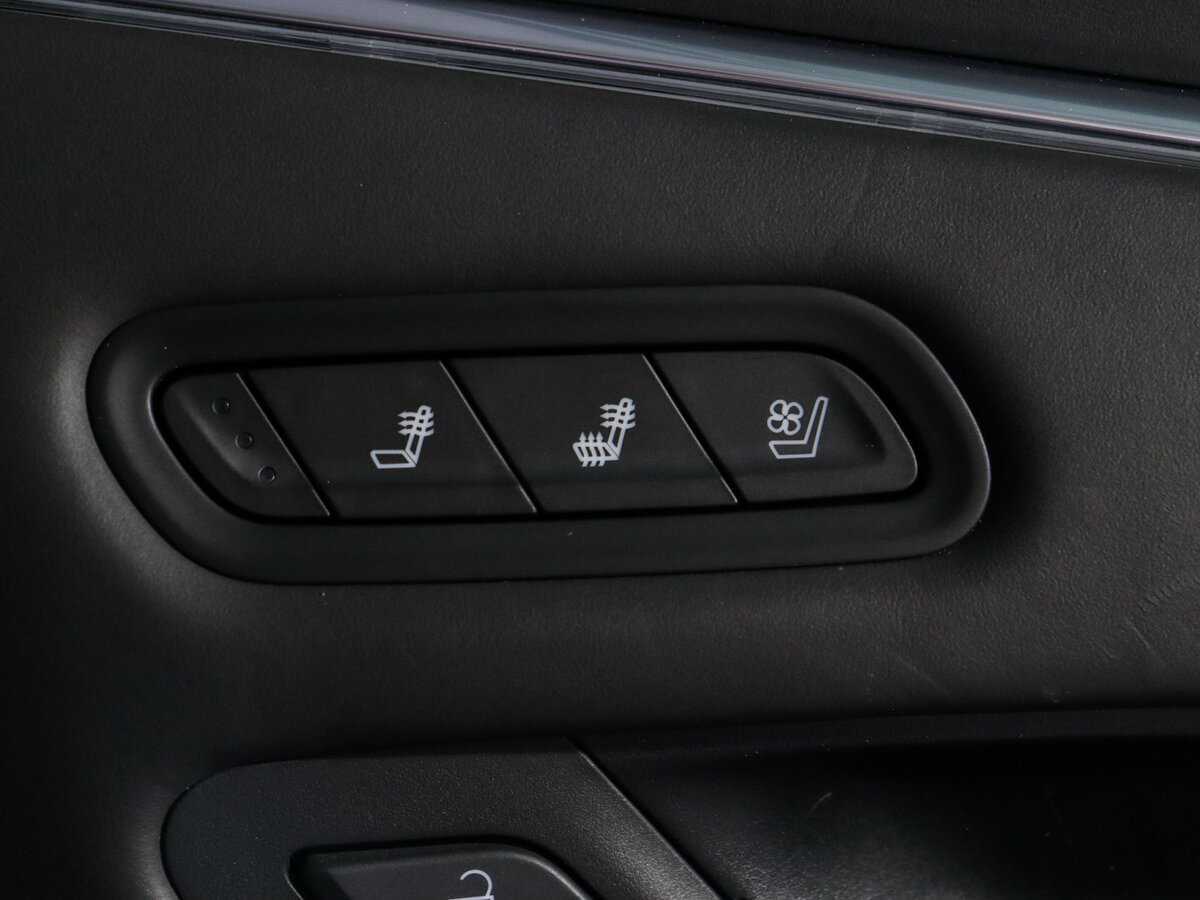 Cadillac Escalade с пробегом — 2022 год. Фото: #19