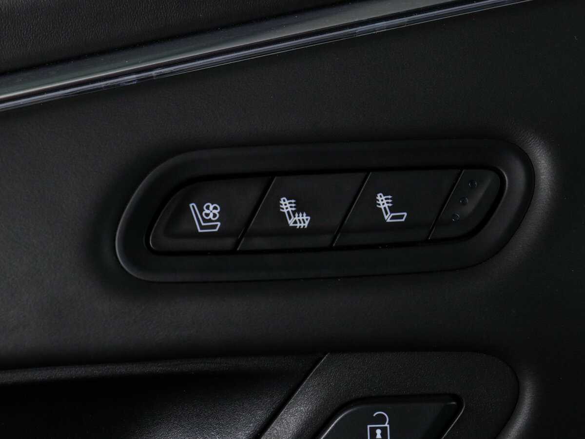 Cadillac Escalade с пробегом — 2022 год. Фото: #24