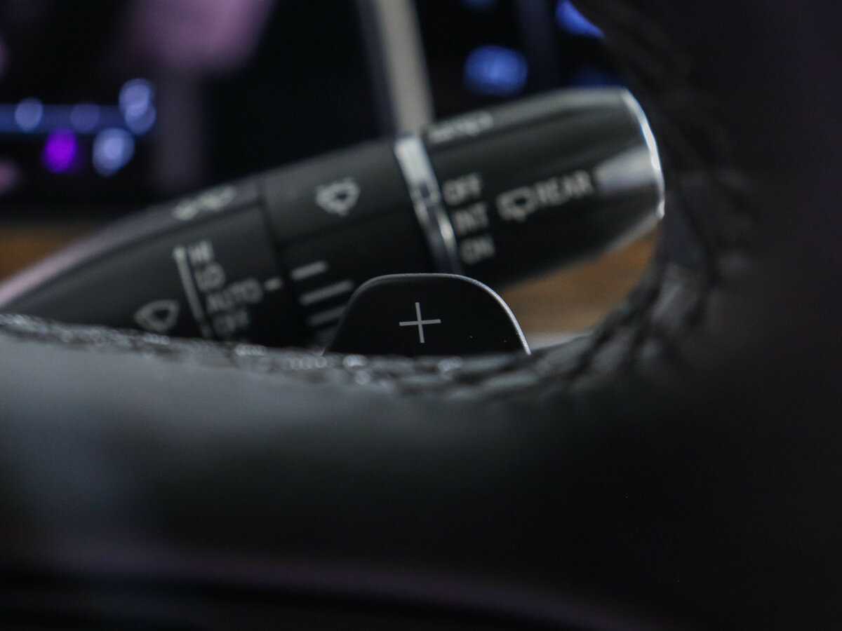 Cadillac Escalade с пробегом — 2022 год. Фото: #34