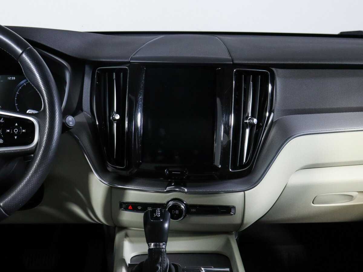 Volvo XC60 с пробегом — 2017 год. Фото: #9