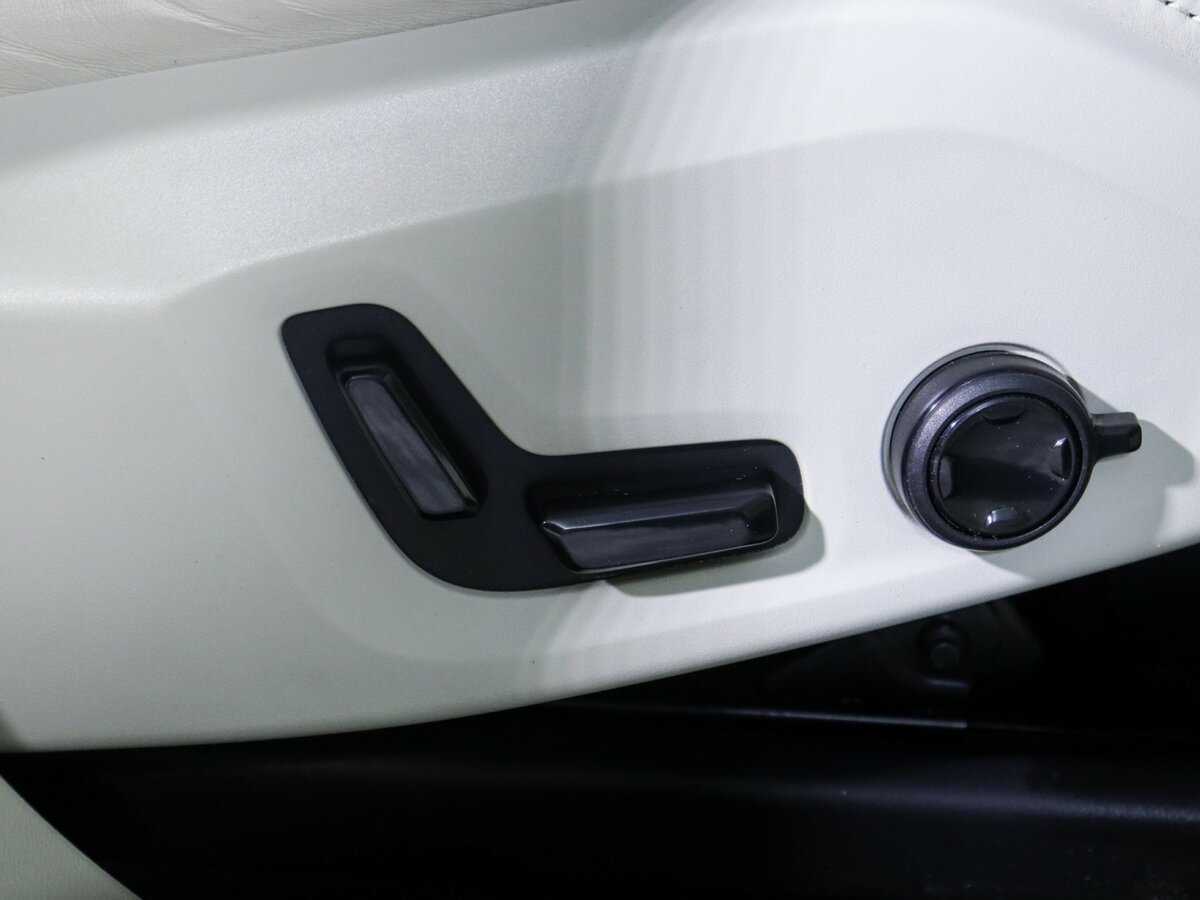 Volvo XC60 с пробегом — 2017 год. Фото: #14