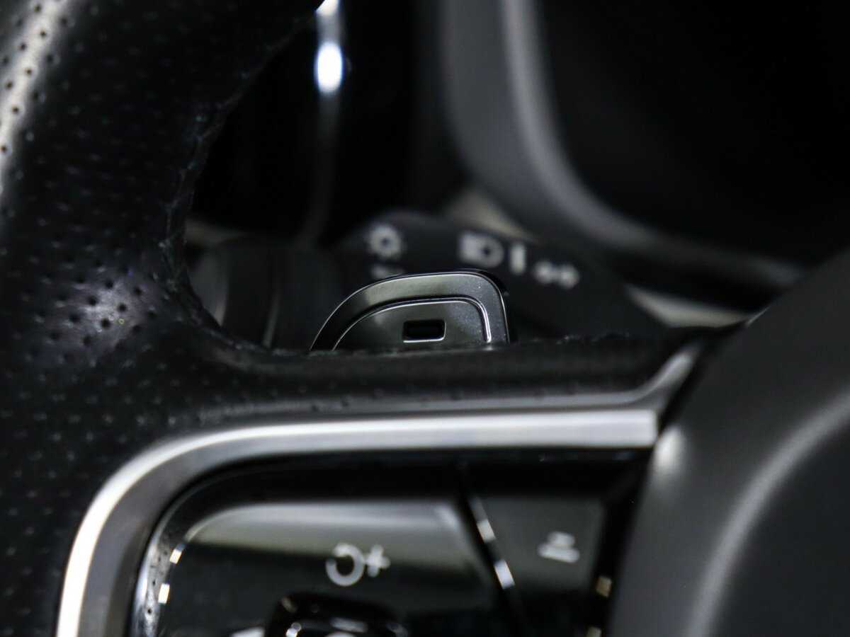 Volvo XC60 с пробегом — 2017 год. Фото: #20