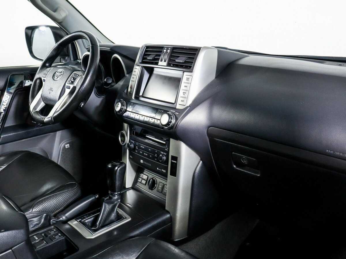 Toyota Land Cruiser Prado с пробегом — 2010 год. Фото: #5