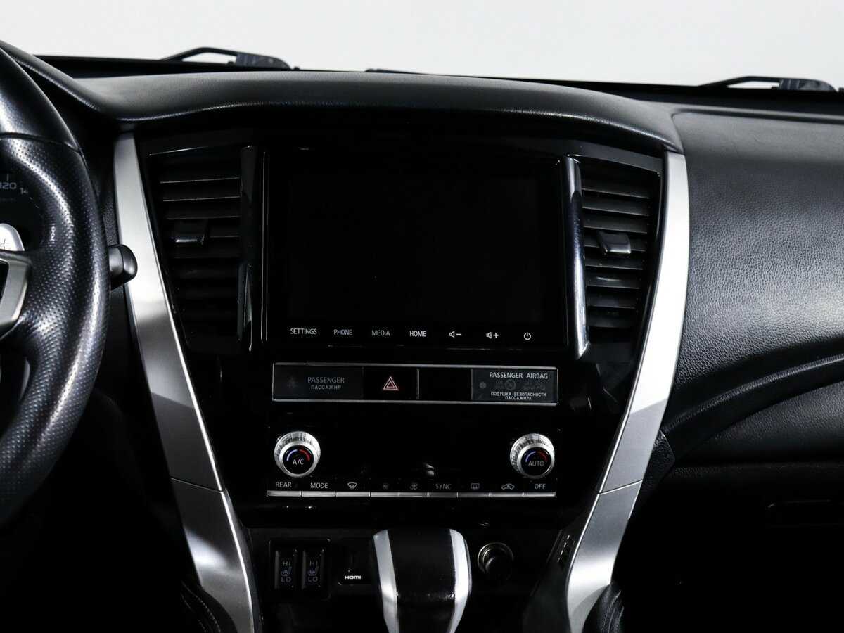 Mitsubishi Pajero Sport с пробегом — 2021 год. Фото: #12