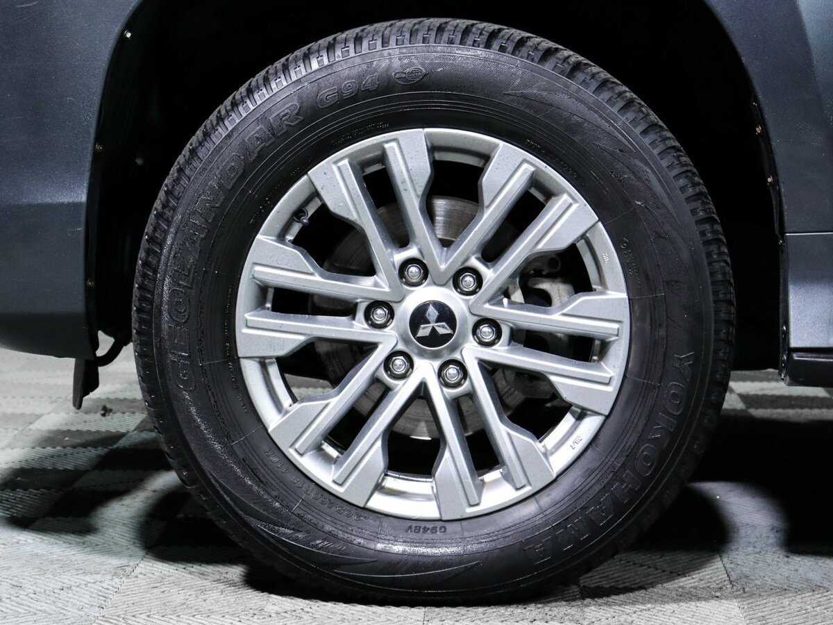 Mitsubishi Pajero Sport с пробегом — 2021 год. Фото: #14