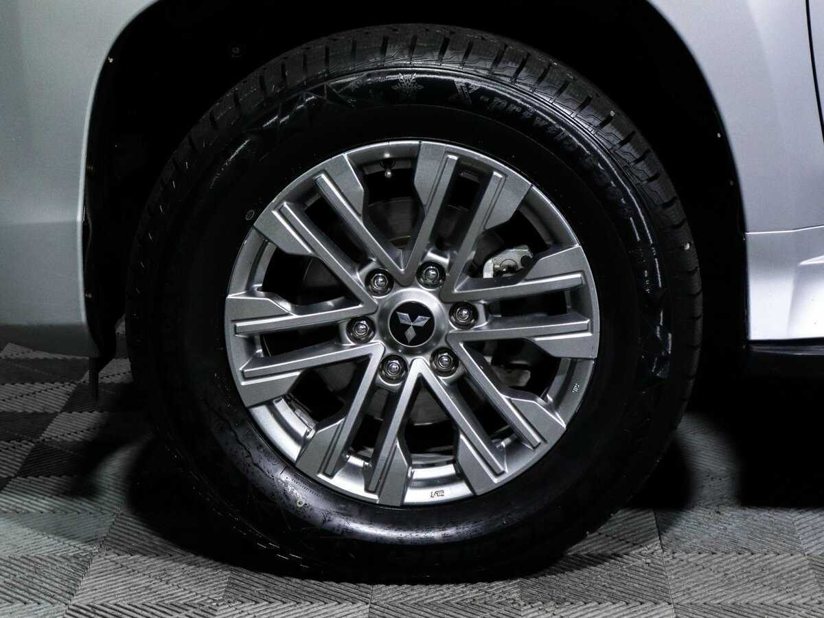 Mitsubishi Pajero Sport с пробегом — 2021 год. Фото: #11