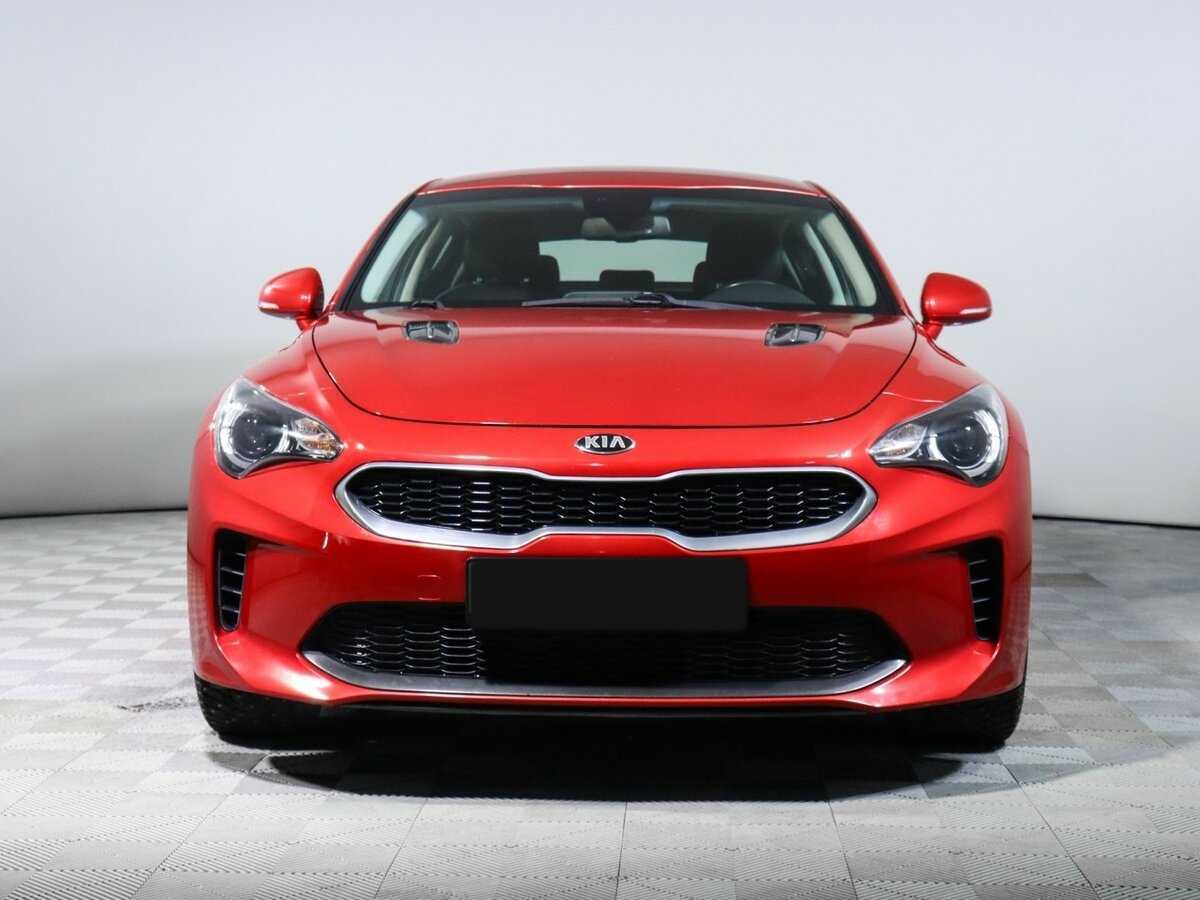 Kia Stinger с пробегом — 2018 год. Фото: #1