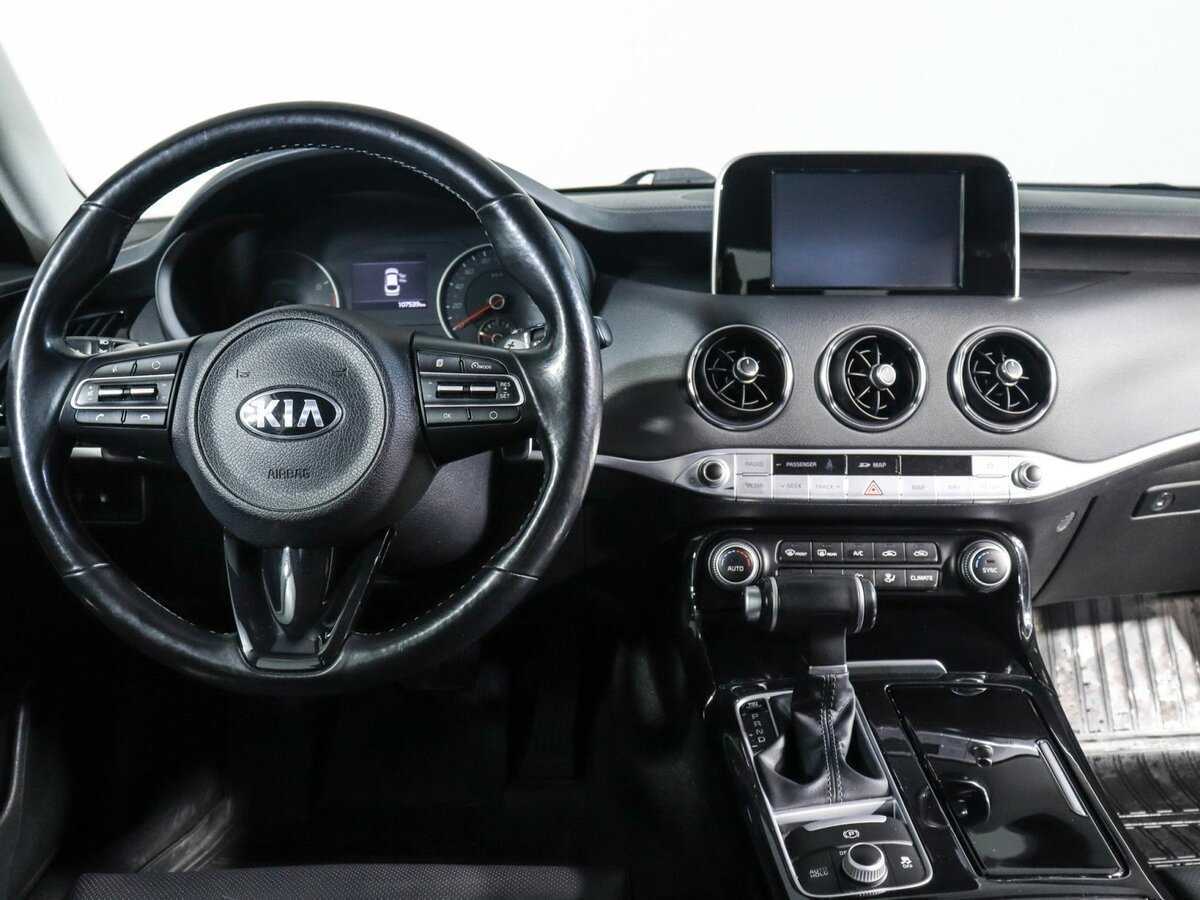 Kia Stinger с пробегом — 2018 год. Фото: #9