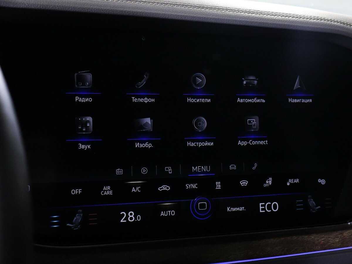 Volkswagen Touareg с пробегом — 2018 год. Фото: #28