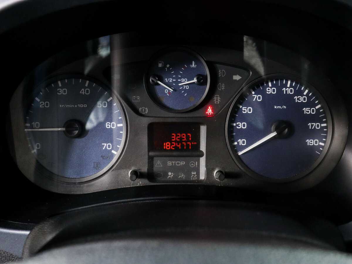 Peugeot Partner с пробегом — 2012 год. Фото: #7