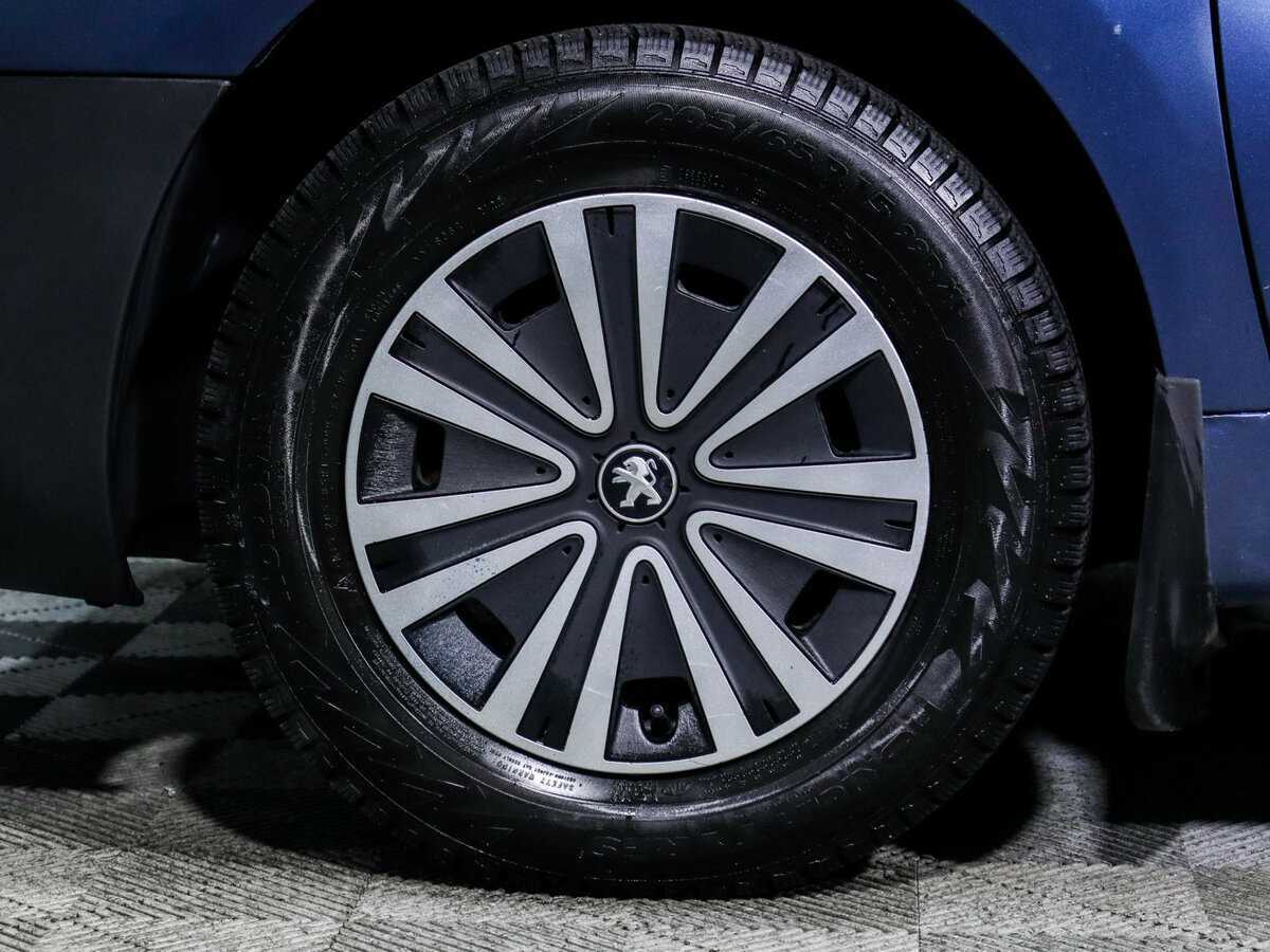 Peugeot Partner с пробегом — 2012 год. Фото: #11