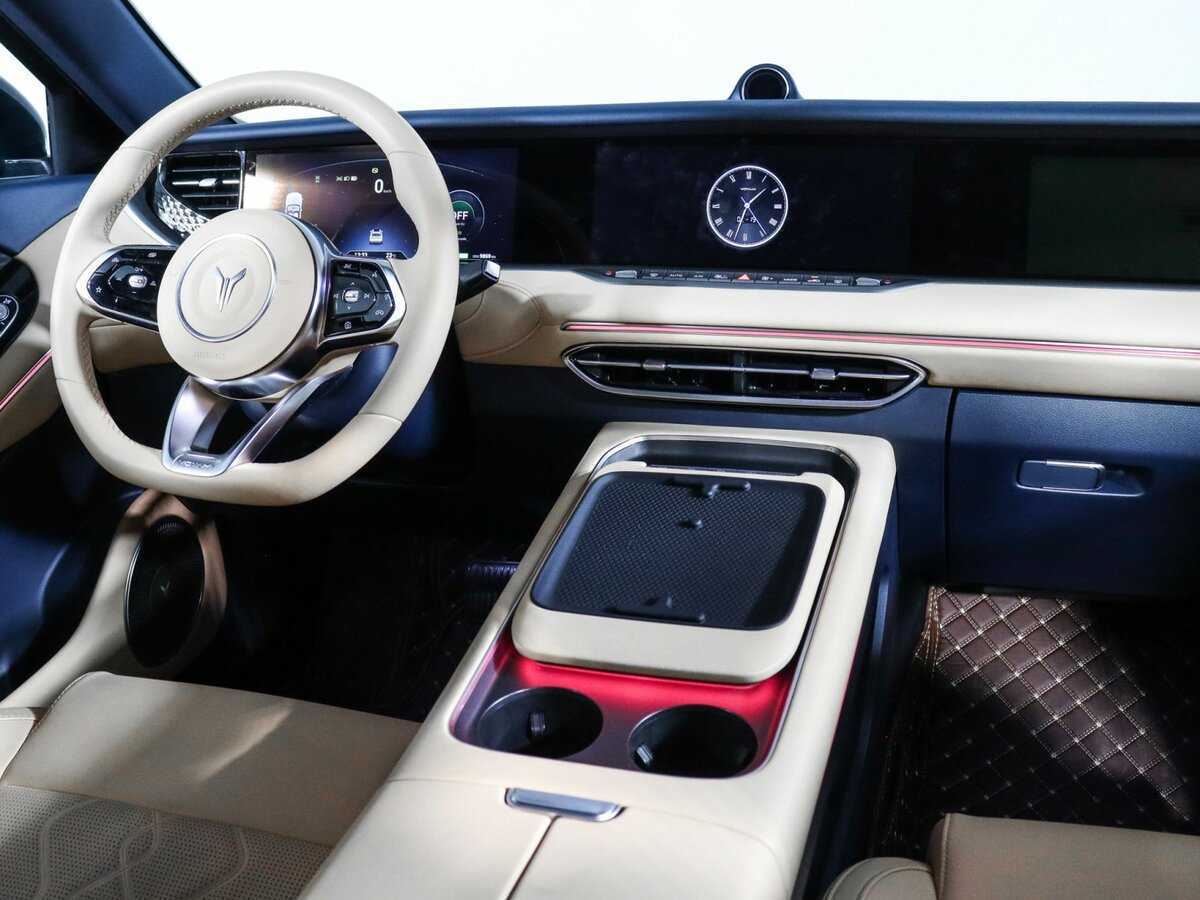 Voyah Free с пробегом — 2023 год. Фото: #8