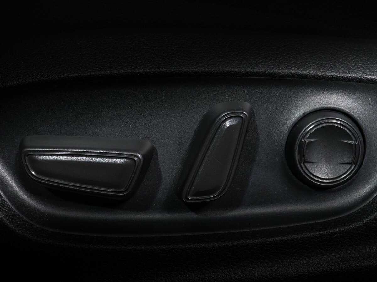 Toyota Camry с пробегом — 2021 год. Фото: #13