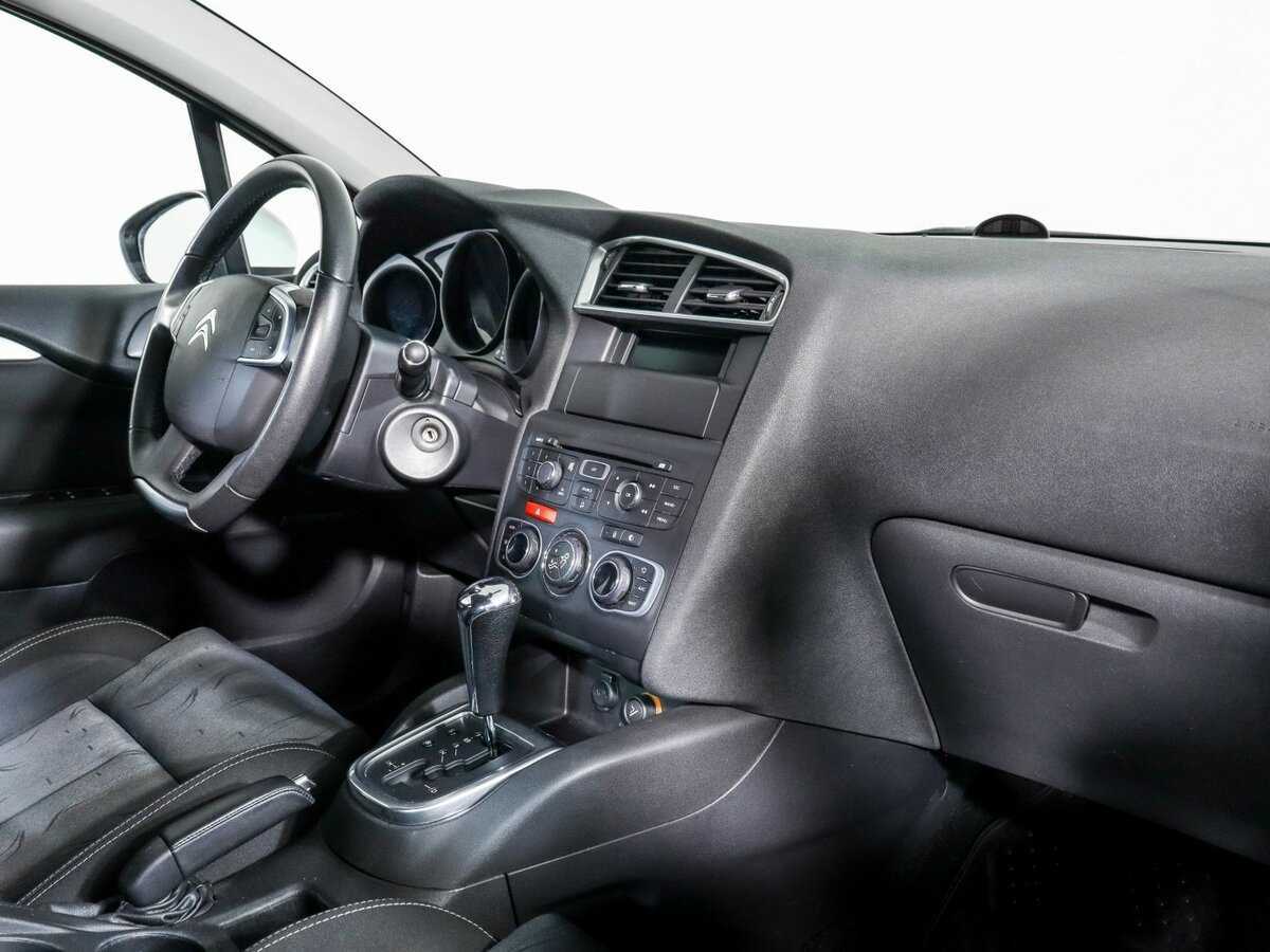 Citroen C4 с пробегом — 2011 год. Фото: #8