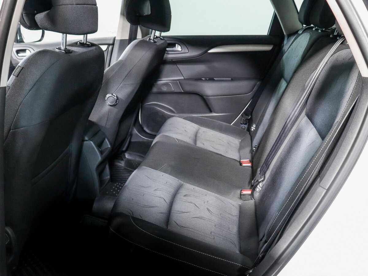 Citroen C4 с пробегом — 2011 год. Фото: #9