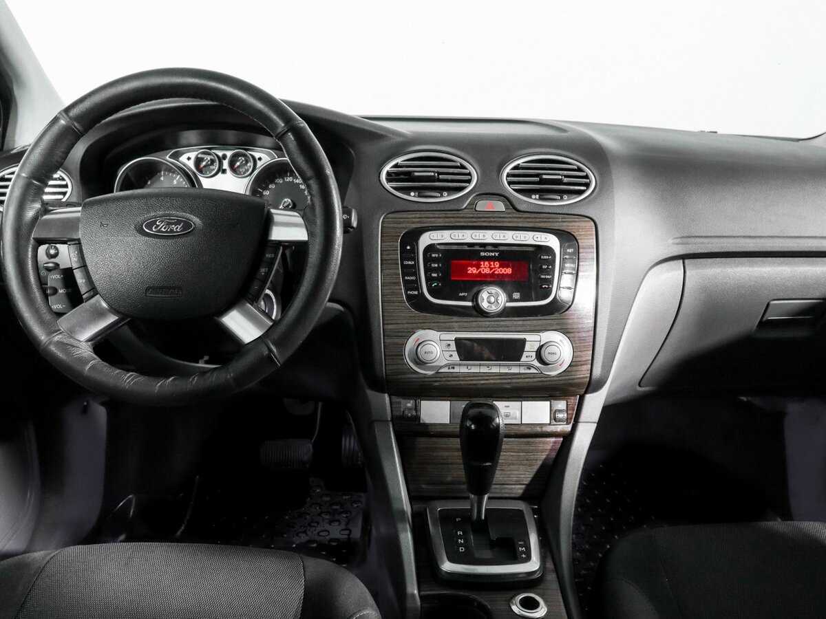 Ford Focus с пробегом — 2008 год. Фото: #8