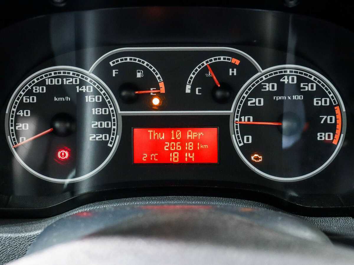 Fiat Albea с пробегом — 2008 год. Фото: #7