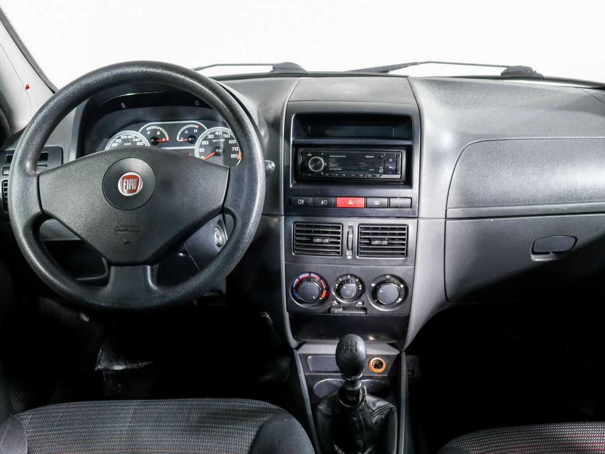 Fiat Albea с пробегом — 2008 год. Фото: #8