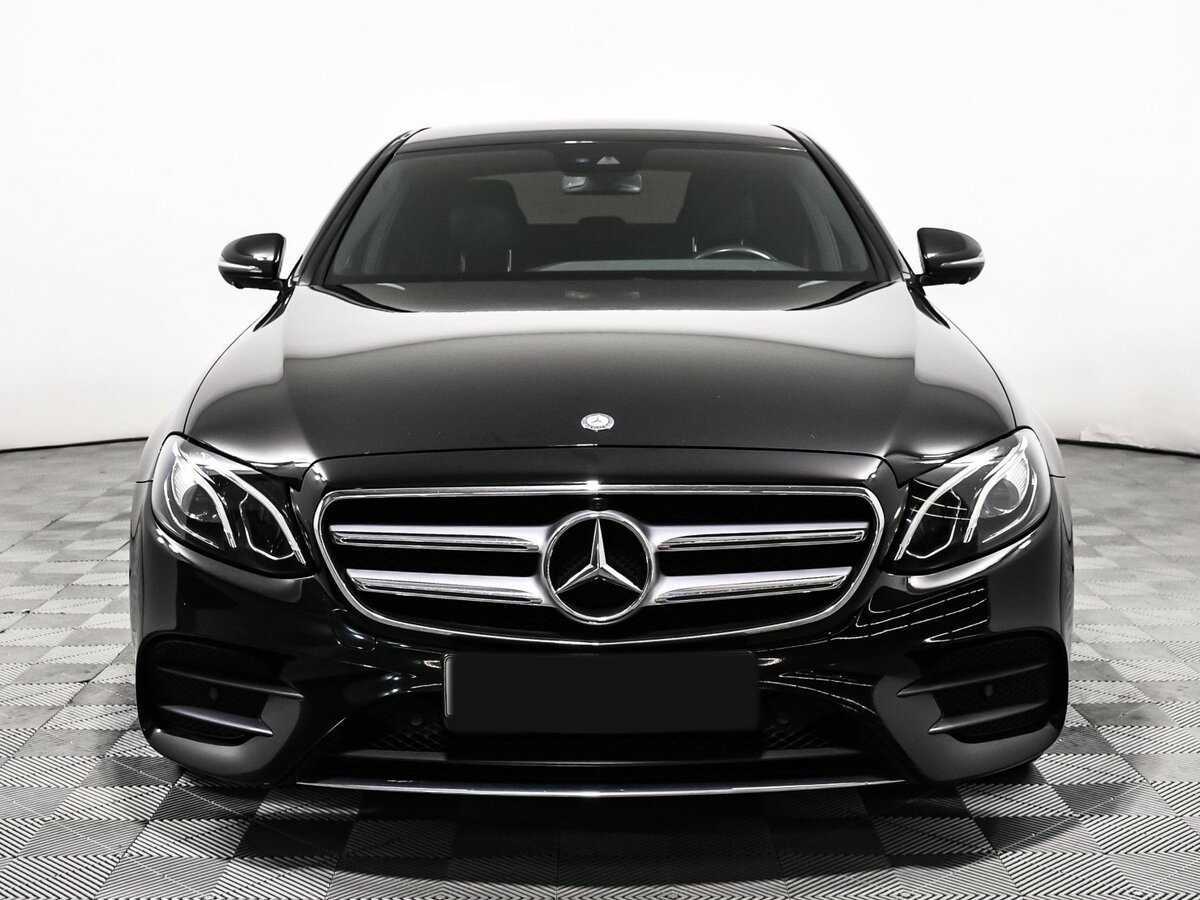Mercedes-Benz E-Класс с пробегом — 2017 год. Фото: #1