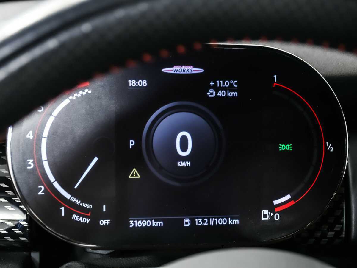 Mini Hatch с пробегом — 2020 год. Фото: #9