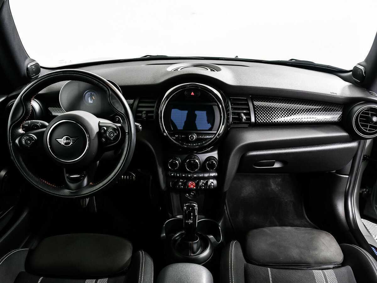 Mini Hatch с пробегом — 2020 год. Фото: #10