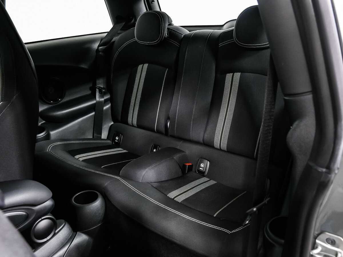 Mini Hatch с пробегом — 2020 год. Фото: #12