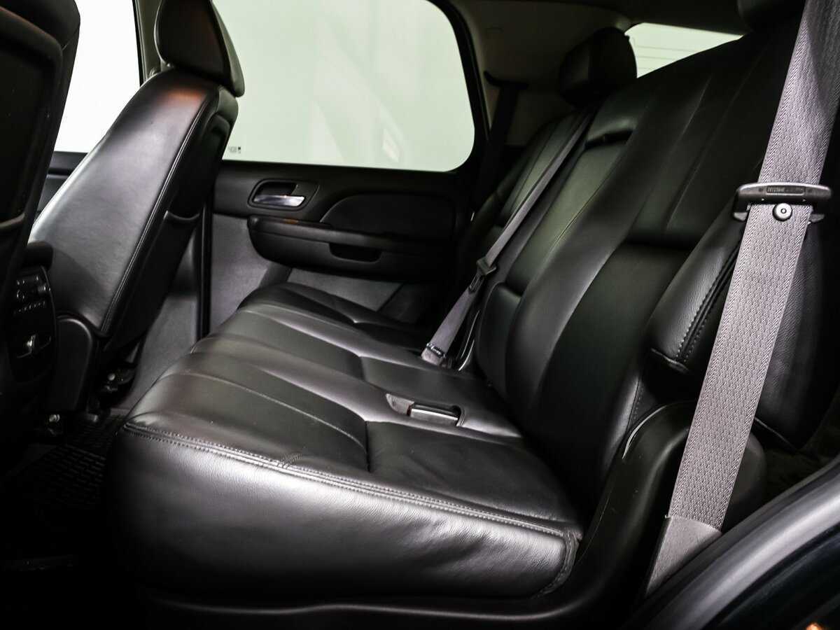 Chevrolet Tahoe с пробегом — 2008 год. Фото: #12