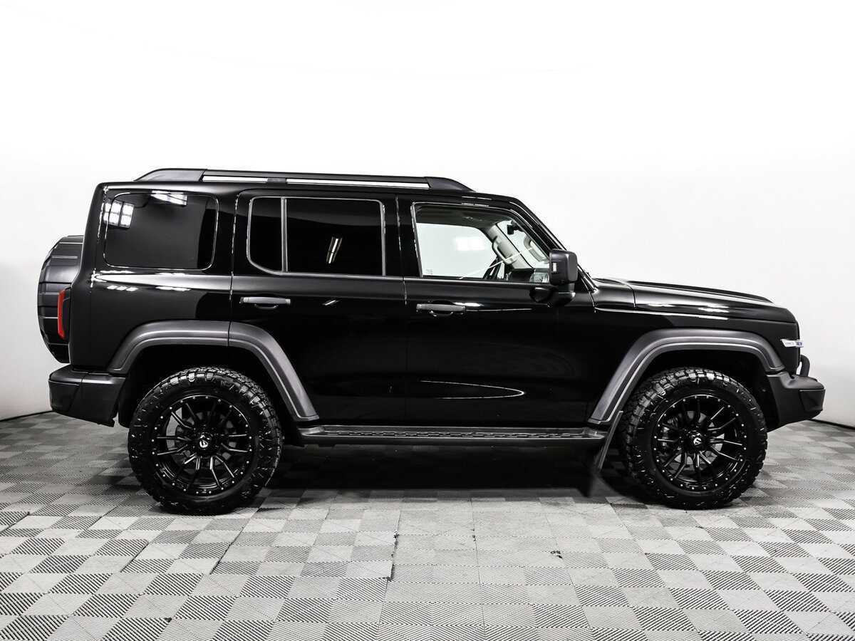 Tank 300 с пробегом — 2023 год. Фото: #3