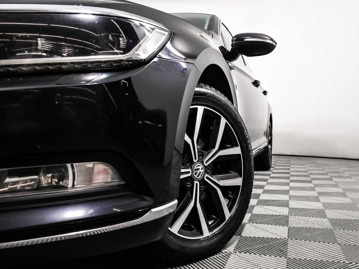 Volkswagen Passat с пробегом — 2018 год. Фото: #14
