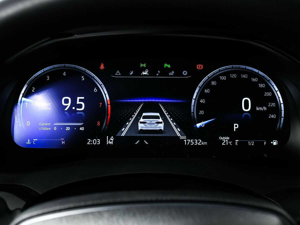 Toyota Camry с пробегом — 2023 год. Фото: #9