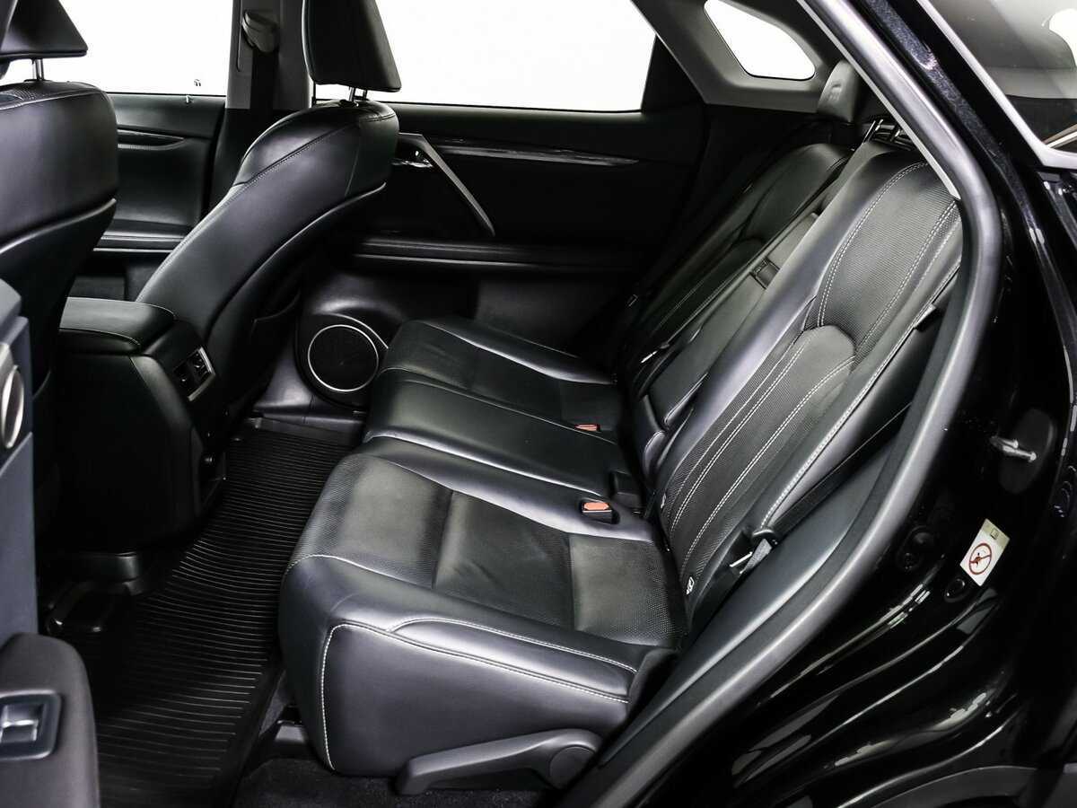 Lexus RX с пробегом — 2016 год. Фото: #12