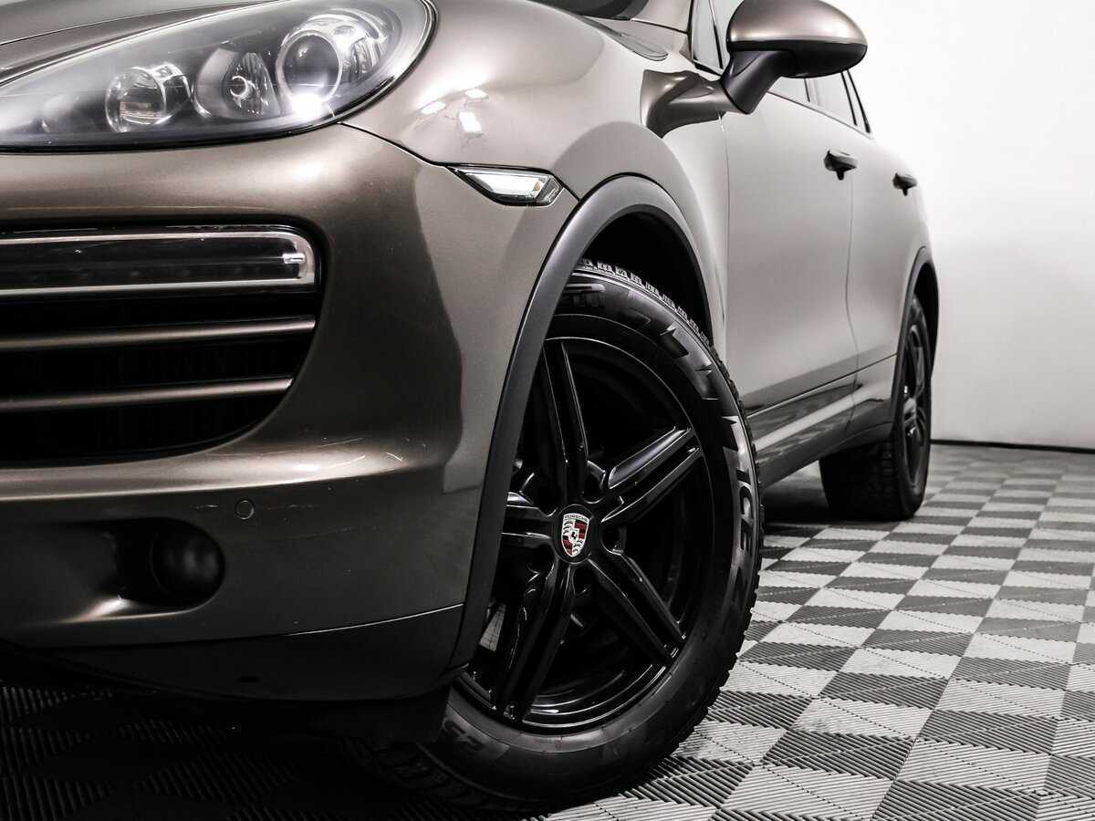 Porsche Cayenne с пробегом — 2012 год. Фото: #14