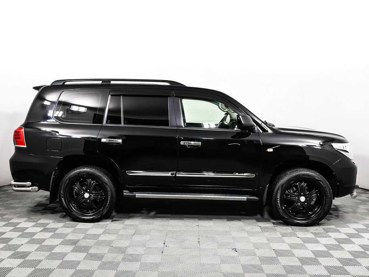 Toyota Land Cruiser с пробегом — 2010 год. Фото: #3