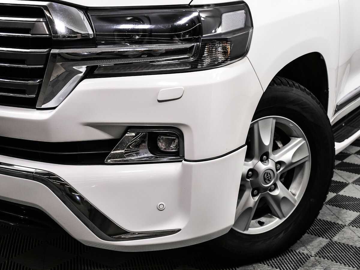 Toyota Land Cruiser с пробегом — 2011 год. Фото: #13