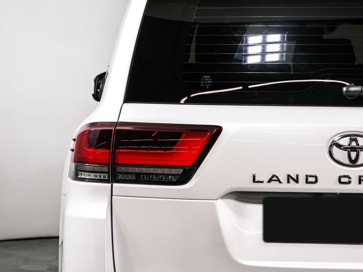 Toyota Land Cruiser с пробегом — 2022 год. Фото: #18