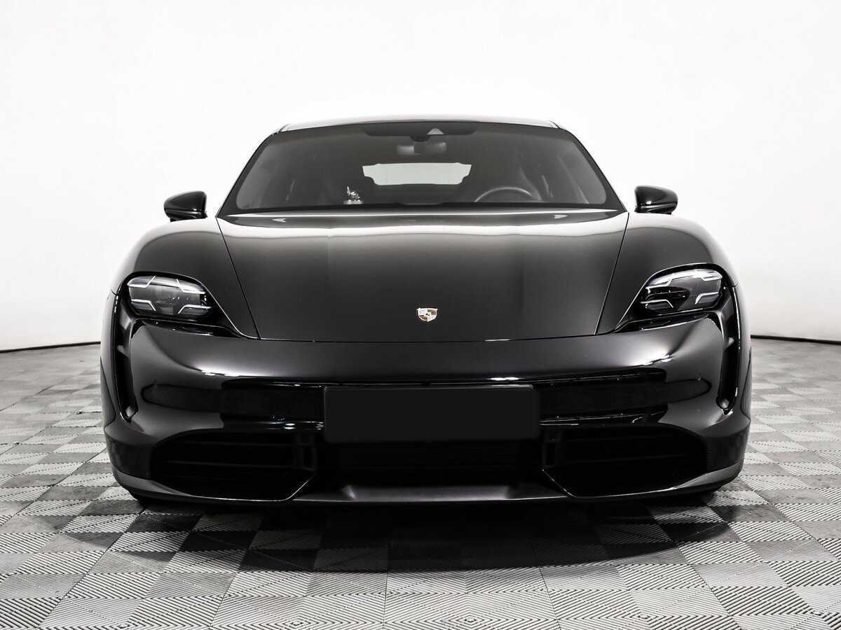 Porsche Taycan с пробегом — 2020 год. Фото: #1