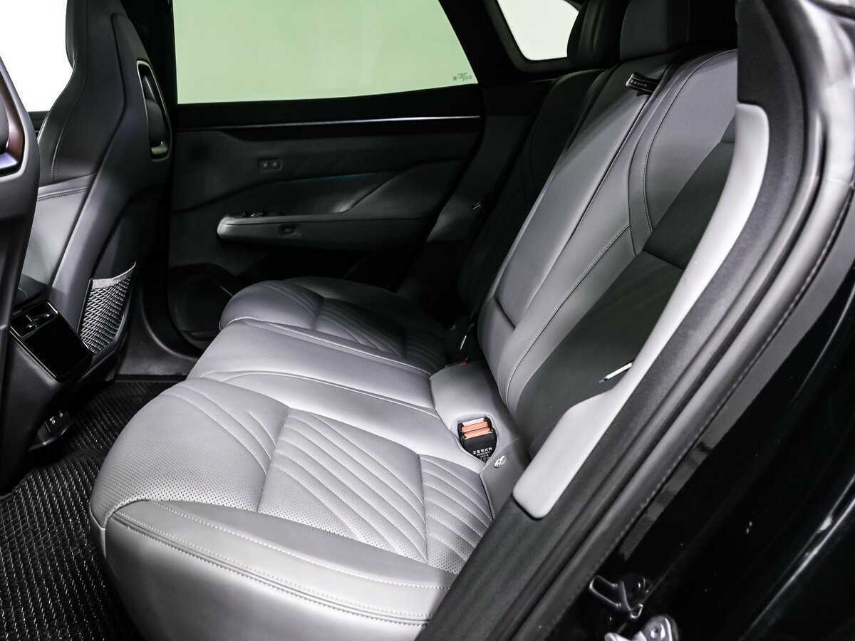 Zeekr 001 с пробегом — 2024 год. Фото: #13