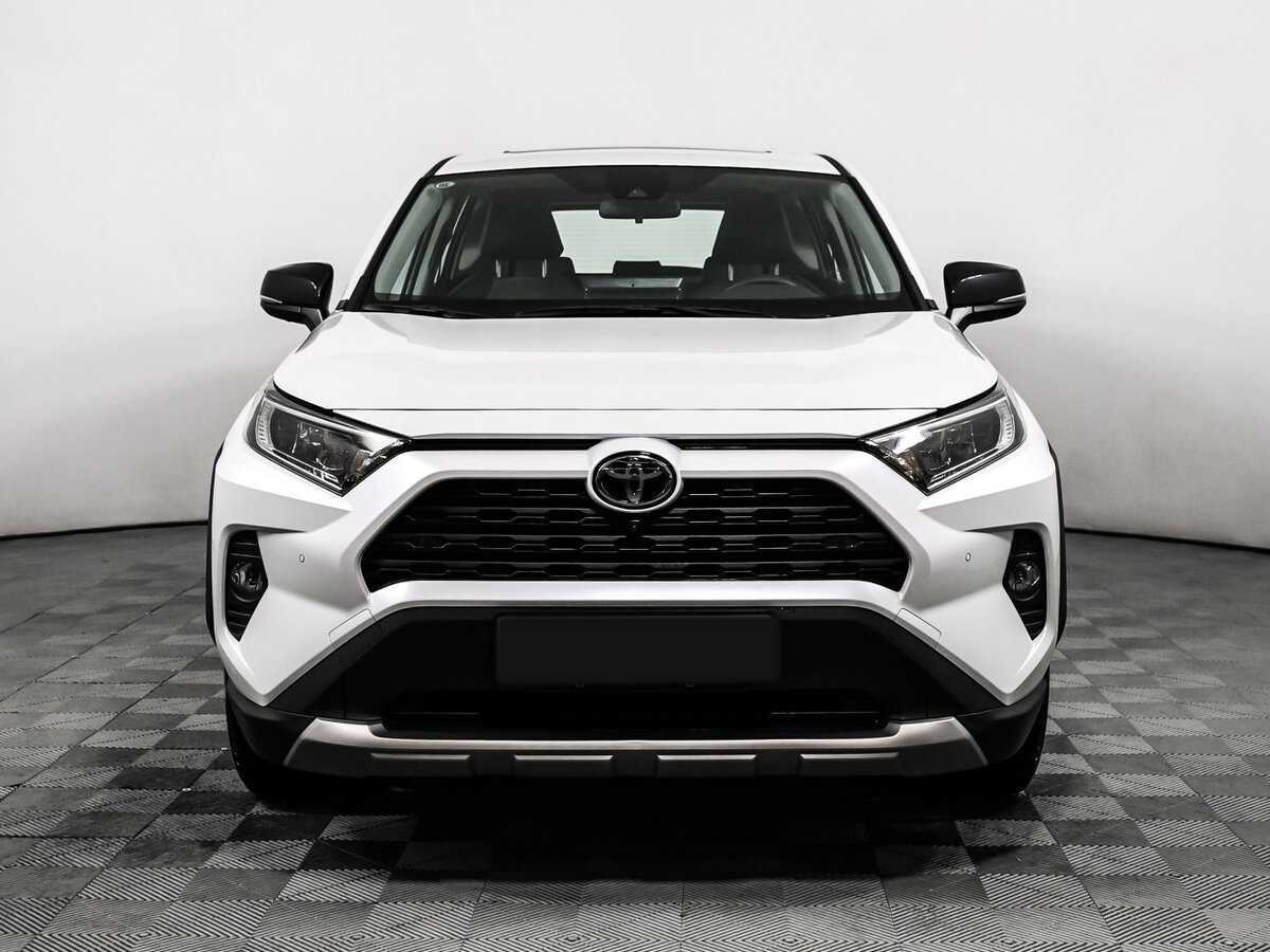 Toyota RAV4 с пробегом — 2023 год. Фото: #1