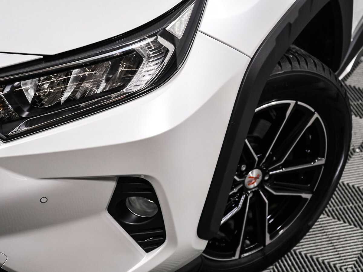 Toyota RAV4 с пробегом — 2023 год. Фото: #13