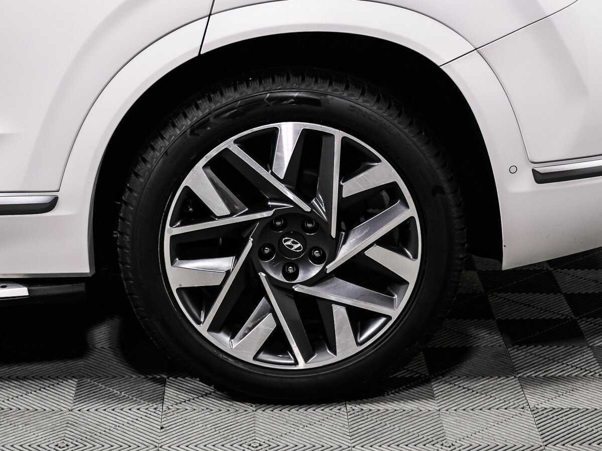 Hyundai Santa Fe с пробегом — 2020 год. Фото: #17