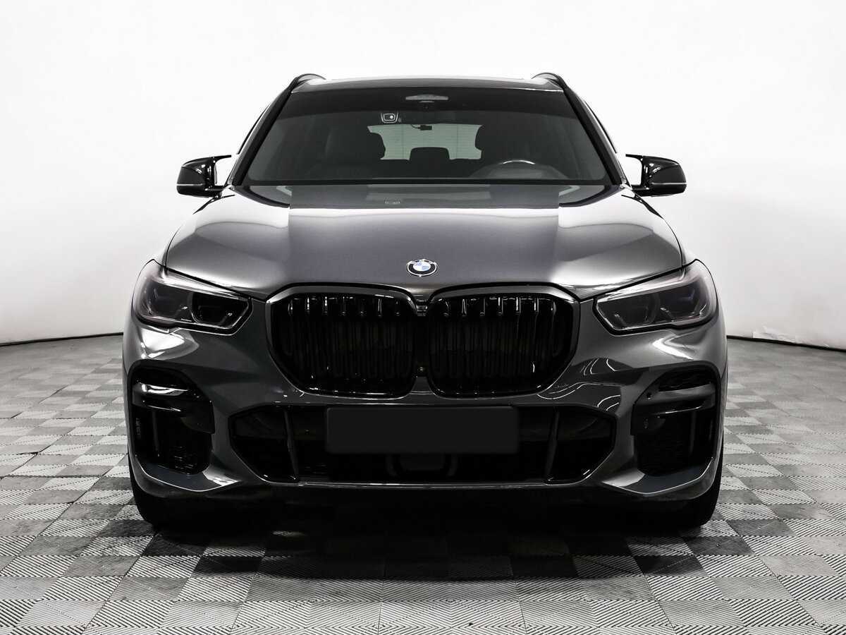 BMW X5 с пробегом — 2022 год. Фото: #1