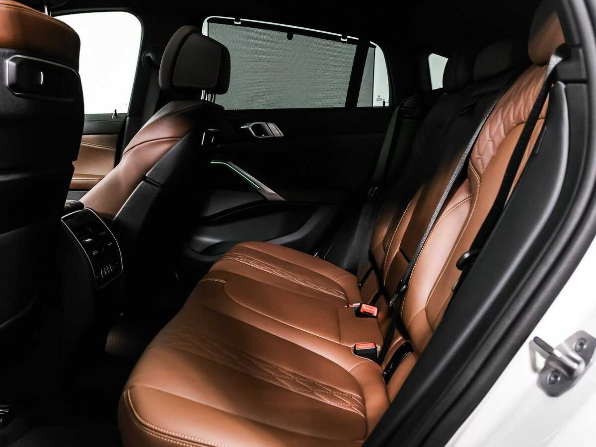 BMW X6 с пробегом — 2023 год. Фото: #12