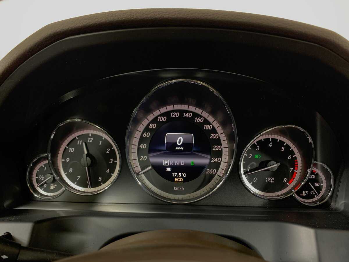 Mercedes-Benz E-Класс с пробегом — 2012 год. Фото: #14